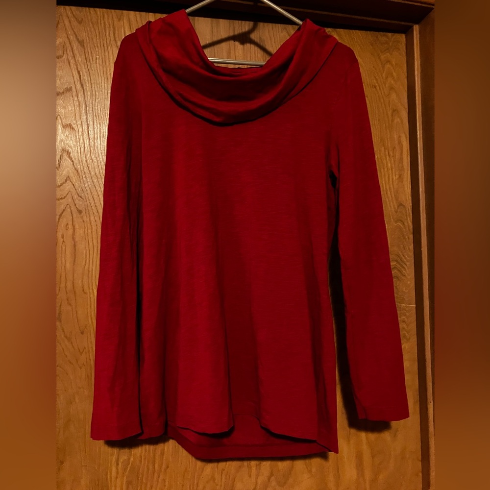 Eddie Bauer cowl necked long sleeve tunic, L, red